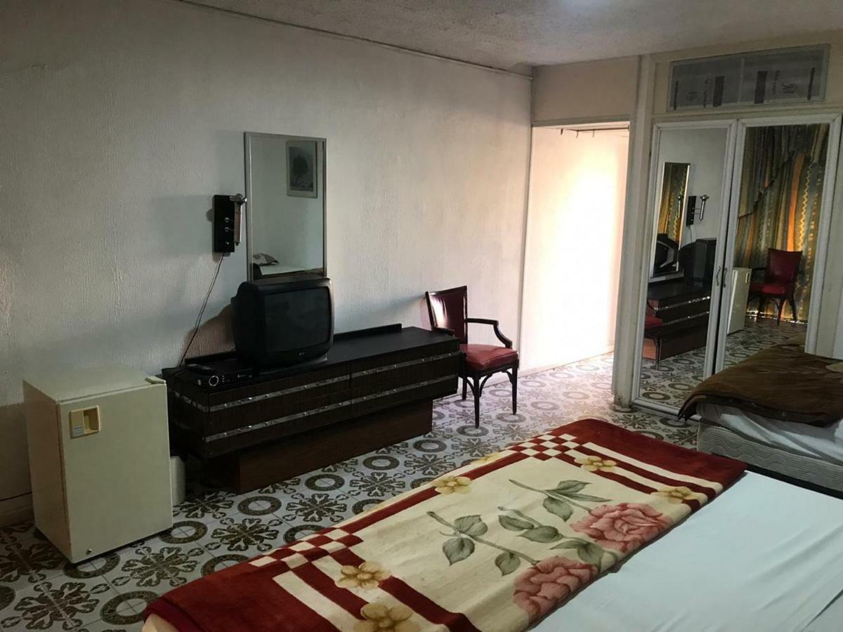 Aqaba Qazar Hotel エクステリア 写真